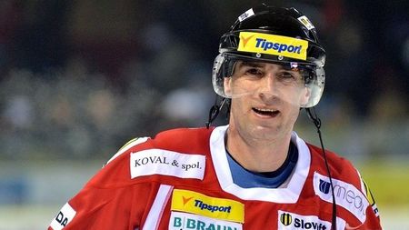 Fostul jucător de hochei pe gheață Miroslav Hlinka, campion mondial în 2002, s-a sinucis