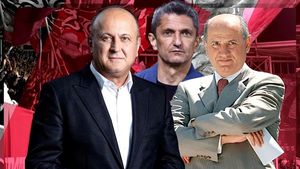 Verdictul lui Răzvan Lucescu stârnește valuri: Rapid 2025 cu Dan Șucu versus Rapid 2005 varianta George Copos! Ce îi unește și ce îi desparte pe patroni în viziunea antrenorului. EXCLUSIV
