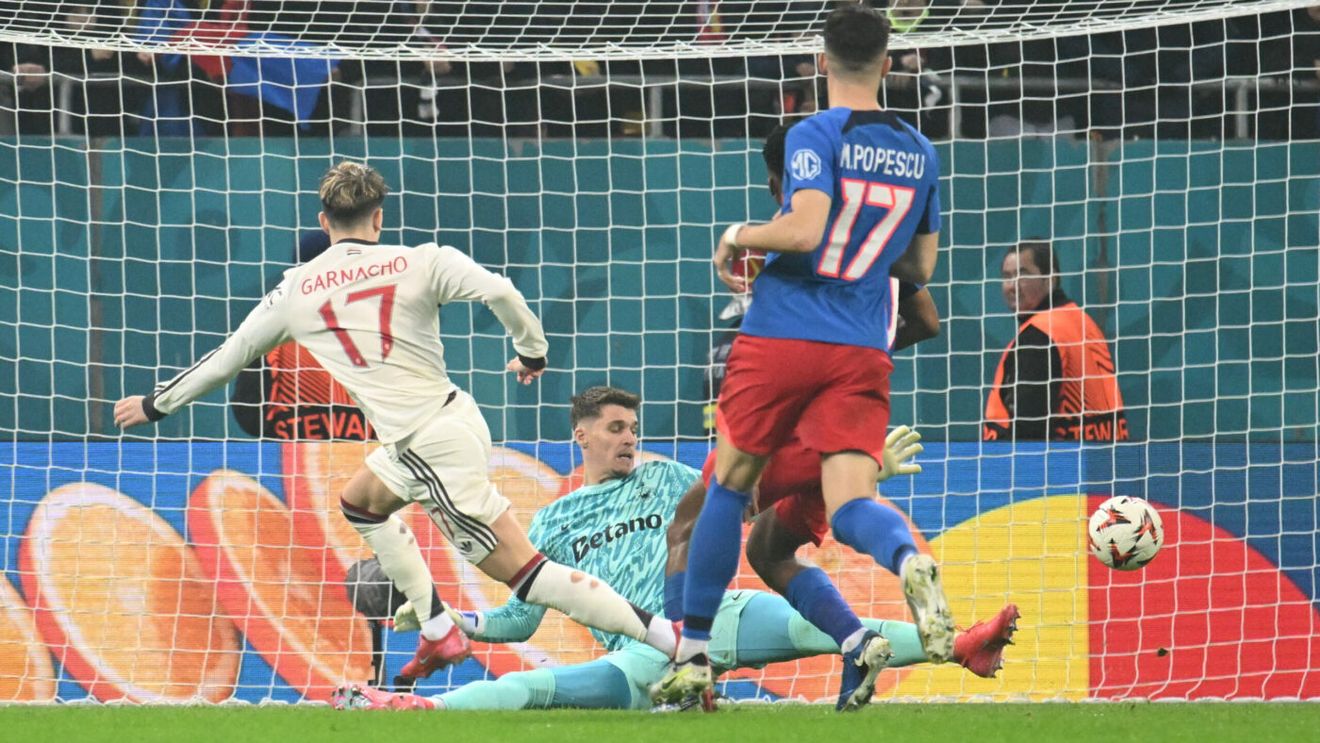 Ștefan Târnovanu, pe locul 2 la finalul sezonului de Europa League! Ce performanță a reușit goalkeeperul de la FCSB