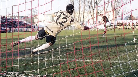 Brașovul lui Răzvan Lucescu, furat din nou!