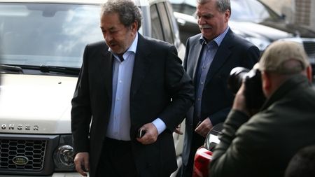 Dragomir îl vede pe "Vamă" în "Groapă"!** "Dinamo are șanse mai mari să-l aducă" Vezi care este motivul!