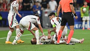 Cum a ajuns să arate Barnabas Varga, fotbalistul maghiar care a fost la un pas de tragedie la EURO! Are fața deformată