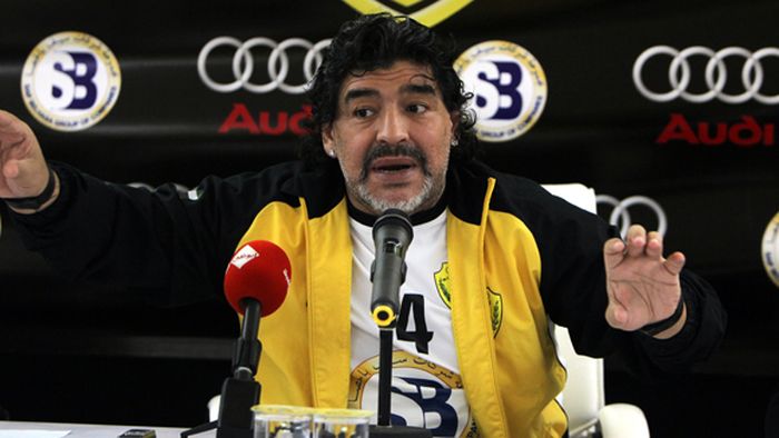 "O spun de acum!"** Maradona îi face cu mâna lui Mourinho! Predicția lui Diego pentru finala Champions League:
