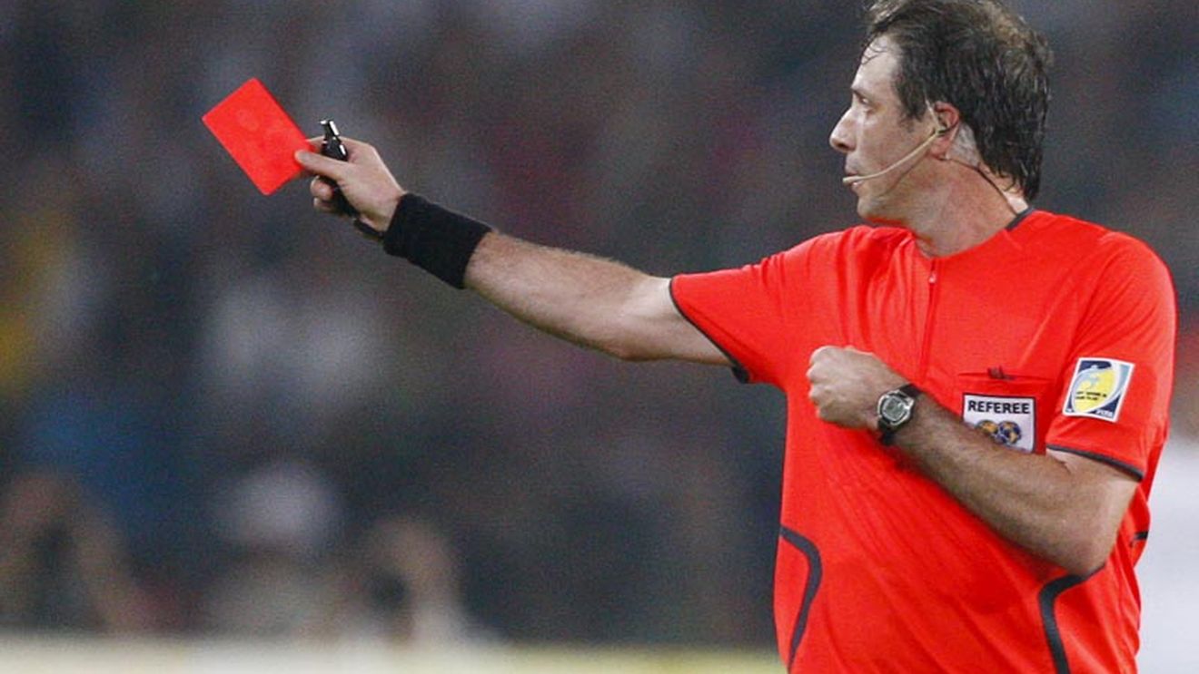 40 de etape de suspendare** pentru un fotbalist din Bolivia!