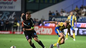 Lovitură sub centură! Titularul indiscutabil din Superliga s-a „rupt” și nu va mai juca până în 2026. EXCLUSIV