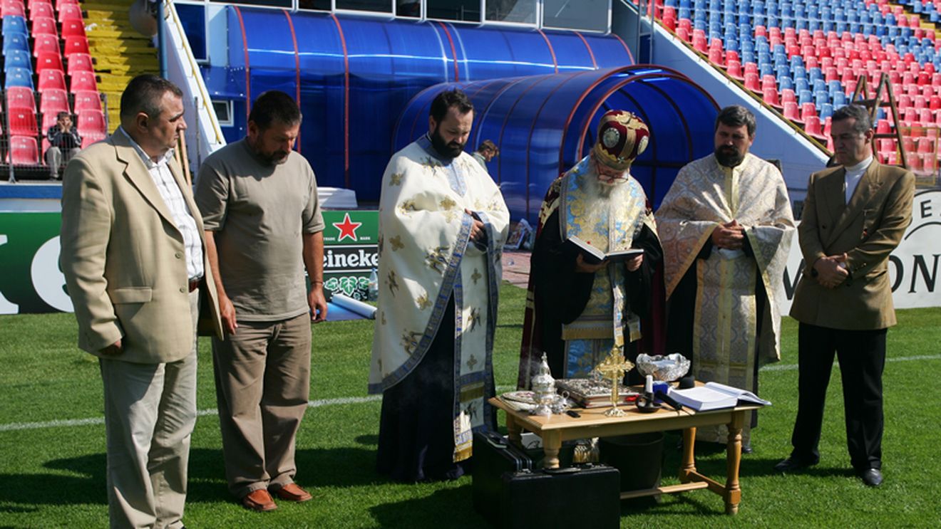 VEZI AICI cum credea Becali că va bate Steaua Lyon-ul în 2006!