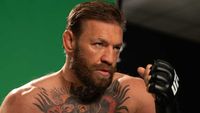 10.000.000 de vizualizări cu ultima „nebunie” a lui McGregor: ce a făcut cu piciorul rupt!