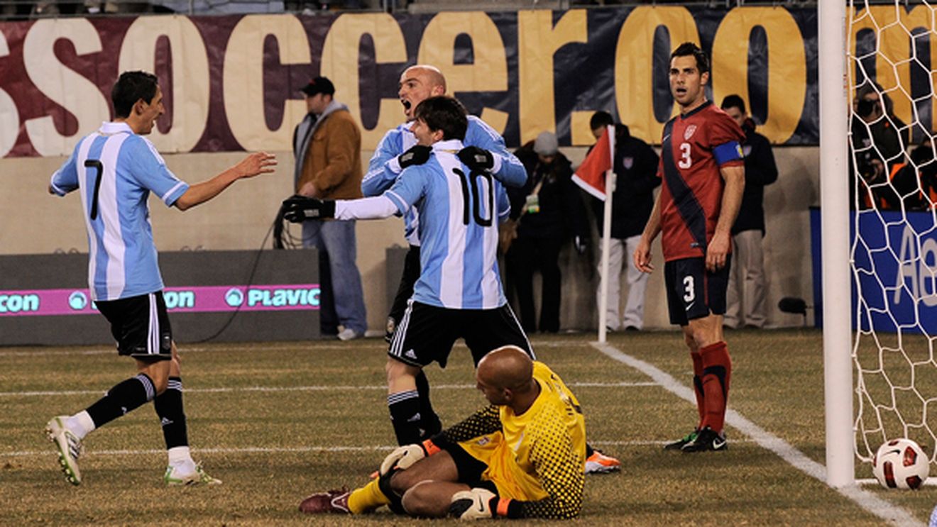 Stare de asediu la casa lui Messi din Argentina!** "Trei locuințe au fost ținta focurilor de armă"
