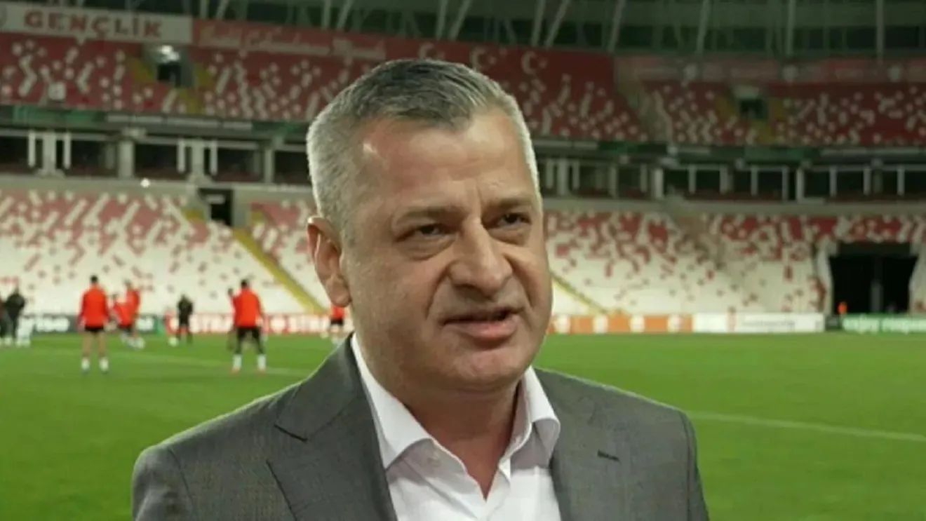 Rușii au venit cu banii și i-au pus oferta pe masă lui Nelu Varga după meciul lui CFR cu U Cluj!