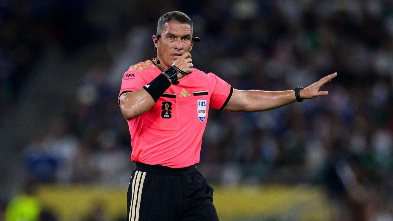 Cum l-au numit ungurii pe Istvan Kovacs, care „oficial e român”, după ce a arbitrat la Cupa Mondială