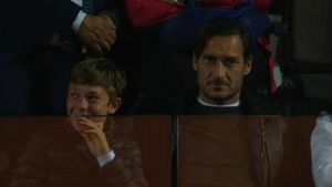 Fază de milioane la turneul de tenis de la Foro Italico. A țâșnit spre loja lui Francesco Totti imediat după calificarea în semifinale. Gestul care l-a impresionat pe "regele" Romei | VIDEO