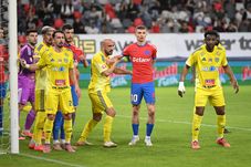 Poza pentru articolul DECLARAȚII A ieșit scandal în FCSB – Slobozia: „FRUSTRAȚI! Nu e ok să vorbești așa! Nu dau nume”