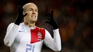 Van Gaal s-a decis ce "11" va trimite în meciul cu România!** Cum vor arăta batavii și de ce renunță la tradiție în partida cu "tricolorii"