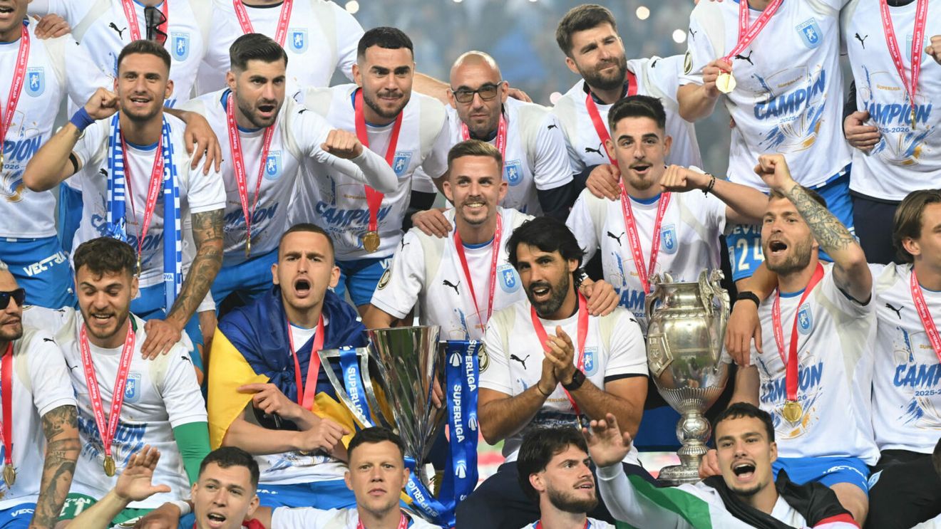Jucătorul adus de Mirel Rădoi a luat titlul, iar acum se desparte de Universitatea Craiova!