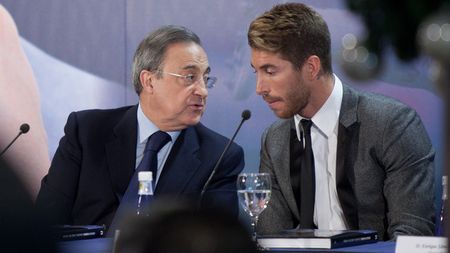 Război intern la Real! Căpitanul Ramos a amenințat că dezertează: "Mă plătești și plec". Dialog halucinant, în vestiar, cu Florentino Perez