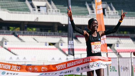 Povestea atletei Joan Chelimo Melly, sportiva care a spulberat cu mai bine de trei minute recordul la maraton al marii campioane Constantina Diță! Cum a ajuns în România la CSA Steaua