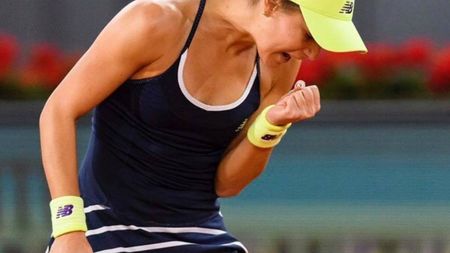 Sorana Cîrstea a pășit cu dreptul pe iarbă! Victorie clară în primul tur al calificărilor din Mallorca