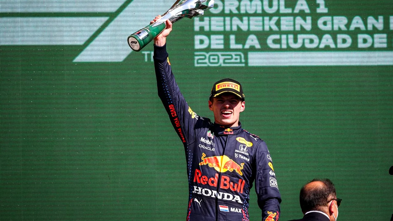 Max Verstappen, la un pas să ajungă campion mondial în Formula 1! Încă o victorie mare în lupta cu Lewis Hamilton | VIDEO