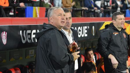 Dan Petrescu, supărat pe toată lumea la conferință: „Nu vreau să mă mai întrebe nimeni nimic! Păun plânge și acum” + Regretul principal: „Sevilla mai are șanse să ajungă aici, noi nu”