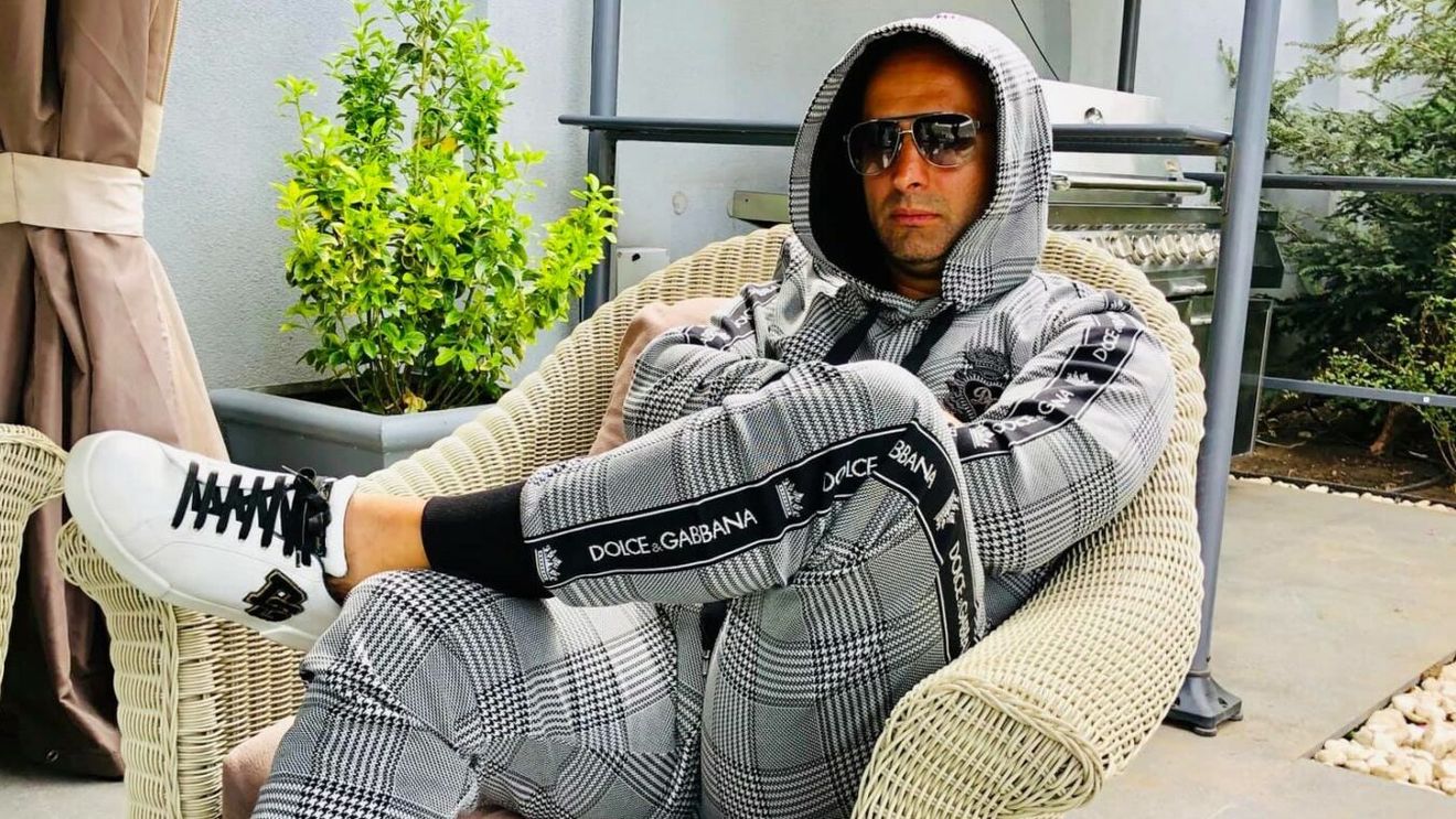 „Ia telefonul repede și ține-l la tine până vin!”. Fostul fotbalist al lui Gigi Becali își înșela soția și era ajutat de fiu pentru a ascunde infidelitățile repetate