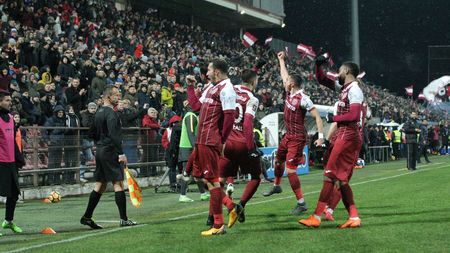 Nu te supăra, frate! Petrescu l-a bătut tactic pe Hagi și CFR este din nou pe primul loc. Cronica meciului Viitorul - CFR 1-2