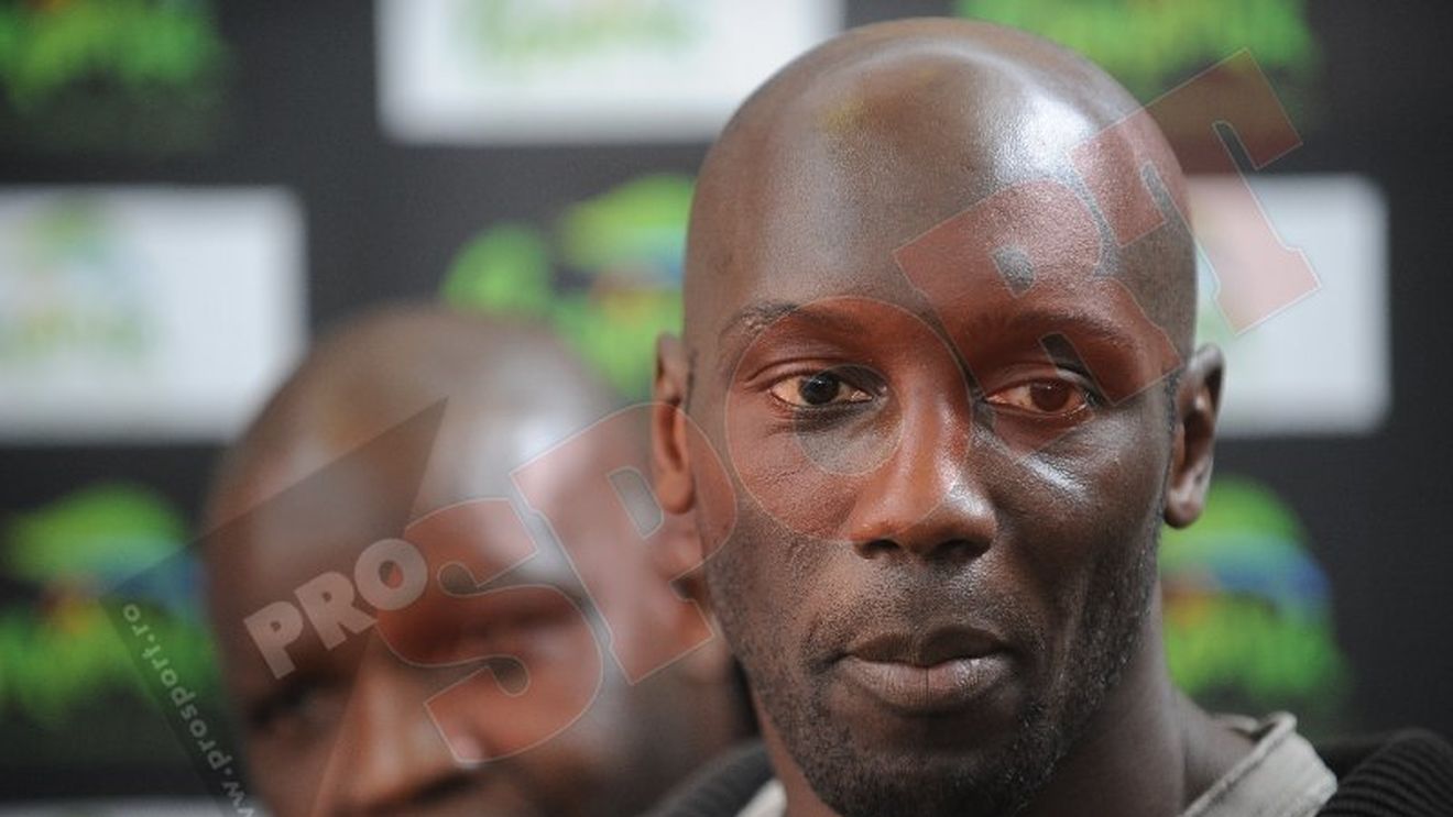 FOTO** Mendy a ajuns în România! "Sunt pregătit să devin noul campion!"