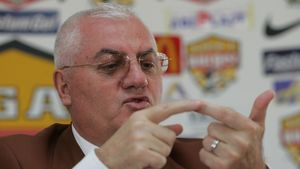 "Meritele pentru jocul Stelei sunt și ale lui Lăcătuș!"