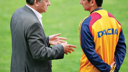 "Nu știu cum apar discuțiile dintre jucători în presă! Probabil cineva din staful naționalei și-a dat acordul!"