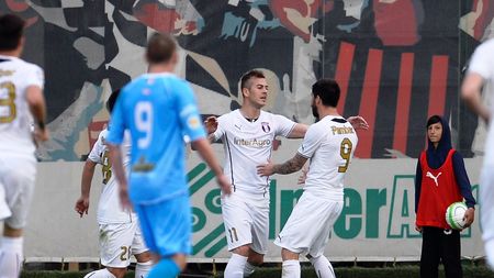 Astra - Concordia 1-0. Giurgiuvenii, la șase puncte de Steaua. Sclipirea lui Alibec a adus victoria