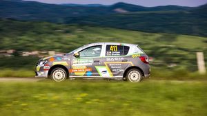 Matei Ghiban și Octavian Bostan, lideri provizorii la Cupa Dacia după Raliul Argeșului