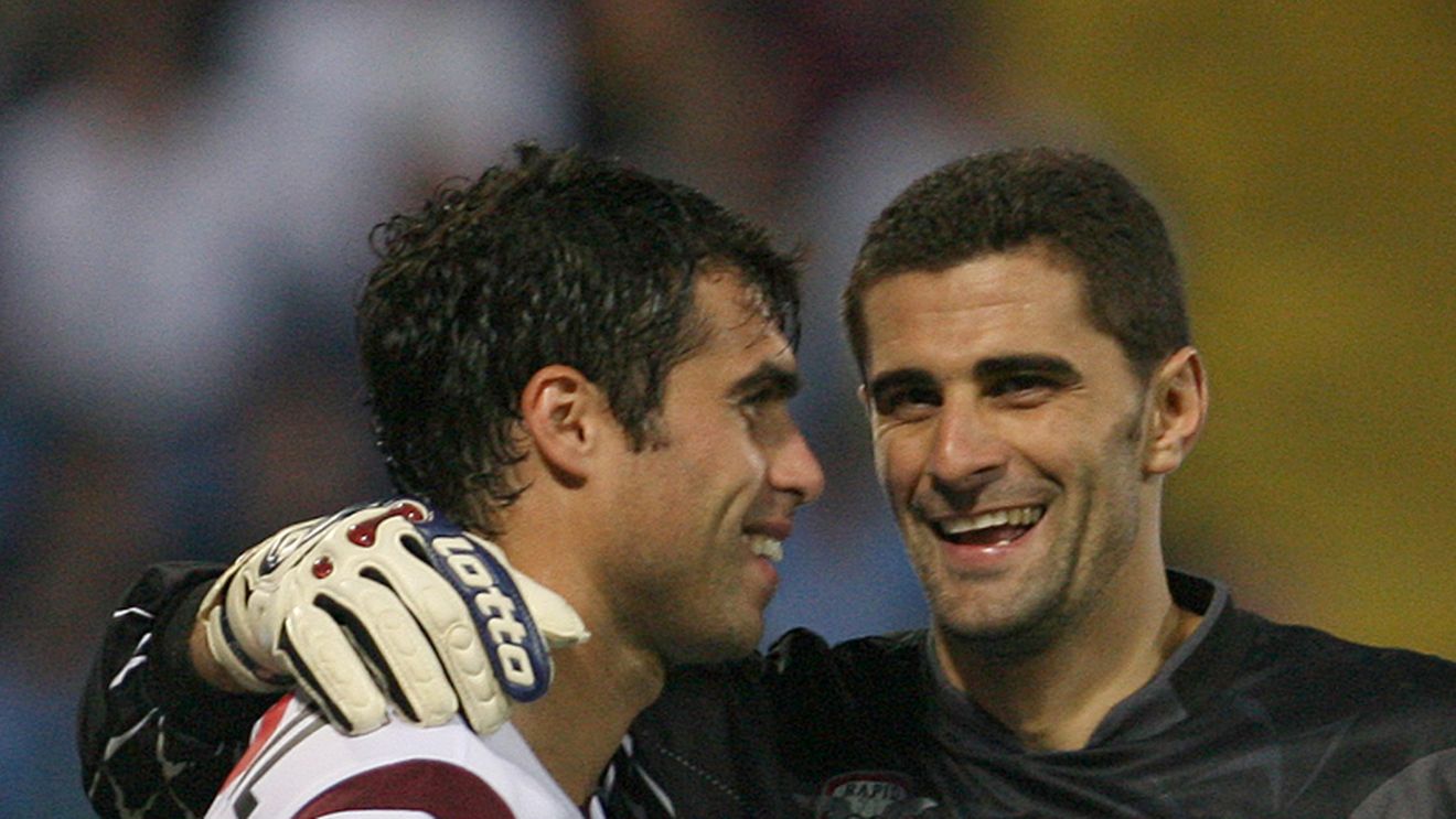 Copos se retrage, lui Coman îi arde de glume:** "Moș Crăciun aduce cadouri, nu seamănă cu nea George" :)