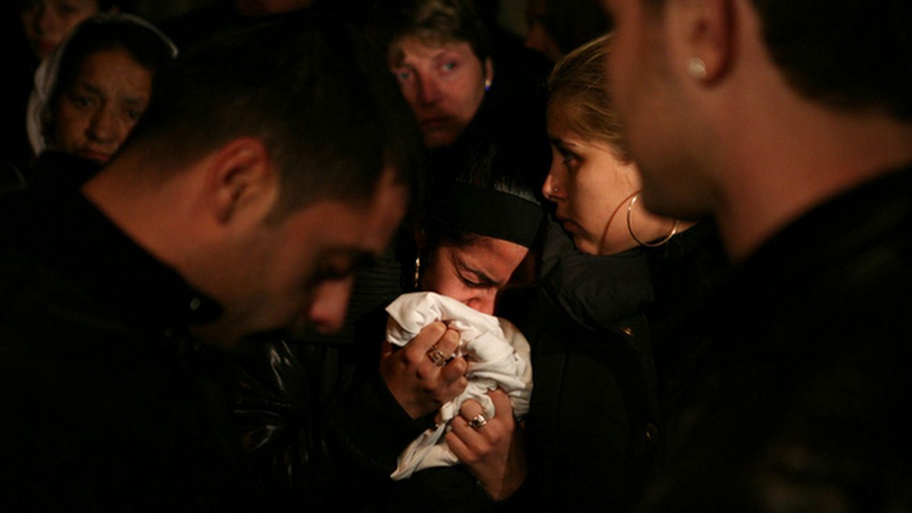 Trupul neînsuflețit al lui Marian Cozma a fost adus în București