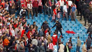 Și-au scos fanii din minți! 333 de milioane â‚¬ și 75 de transferuri pentru locul 7!** Echipa care "înghite" bani mai repede decât 'Steaua lui Becali'