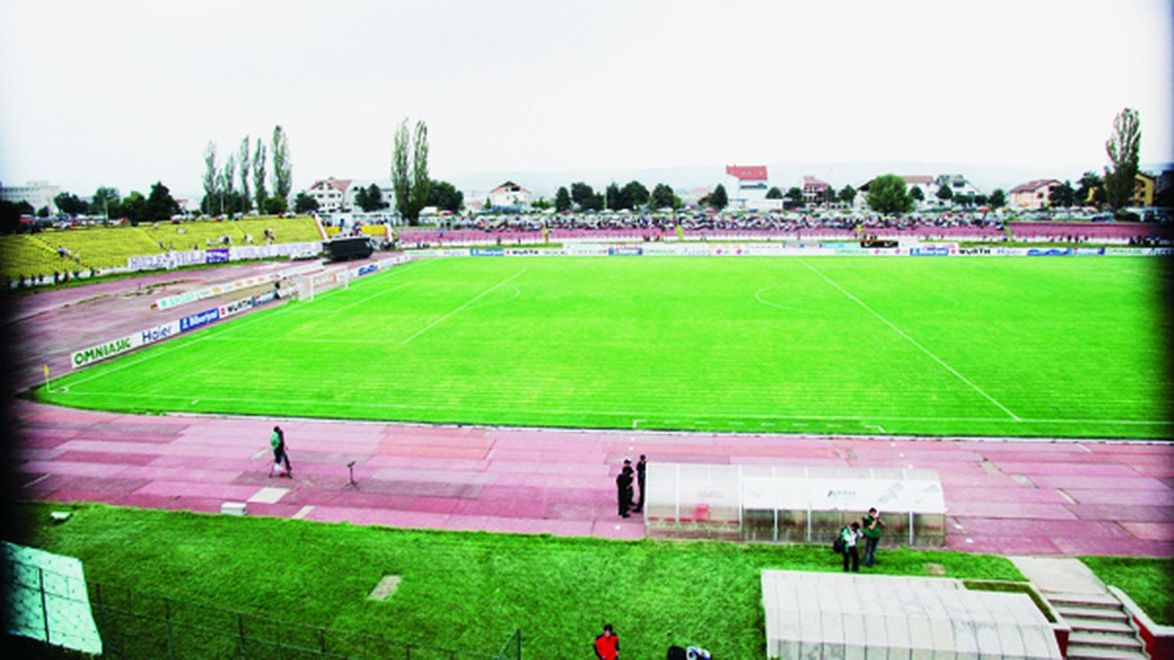 Stadionul fantomă!** Ieri Buzău, azi Pitești! Și totuși, Steaua va juca în Ghencea?!