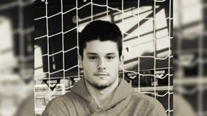 Moartea poloistului Andrei Drăghici putea fi prevenită! Declarație tulburătoare a medicului care l-a tratat pe Ovidiu Hațegan: „Putea fi diagnosticat la un simplu consult!”