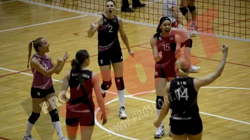 Scandal la finala Cupei României la volei feminin. Știința Bacău a câștigat trofeul după ce Dinamo s-a retras de pe teren!