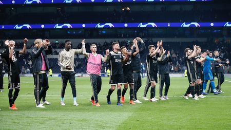 Au luat ochii tuturor! Real Madrid a "ochit" un fotbalist de la Ajax și e gata să pună banii pe masă pentru transfer