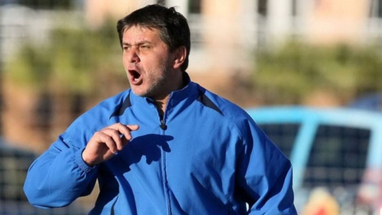 "Gigi a zis 'Ia să fac eu Steaua 2003,** ca să fie Steaua mea'!'"