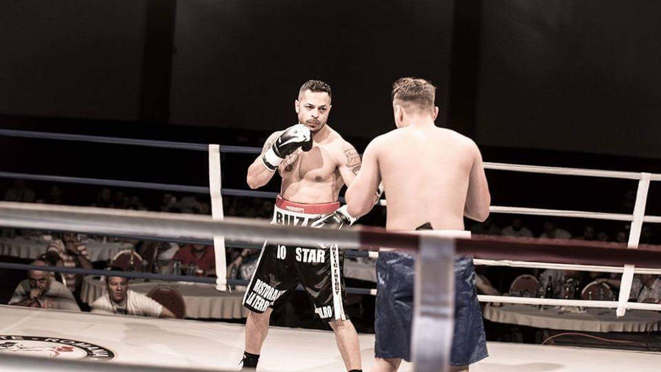 Box în Giulești, 20 noiembrie, ora 19:00. Robert Cristea, boxerul care antrenează "gulerele albe"