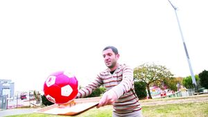 Cătălin Munteanu votează Best of Dinamo 25 de ani! Cuplul de stoperi pentru echipa de vis a ultimului sfert de secol: „Amândoi de mare valoare, confirmată în străinătate. Unul complet și altul venit ca o nălucă, ajungând să scrie istorie la nivel de top”. EXCLUSIV