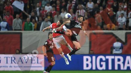 Marius Niculae îi șterge lacrimile lui Torje:** "Am salvat sezonul! M-am simțit fotbalist pe acest stadion" Primul obiectiv al "câinilor": și-au prelungit vacanța