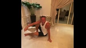 Laurențiu Reghecampf, provocări inedite în izolare! A pierdut la Macao și a suportat consecințele | VIDEO