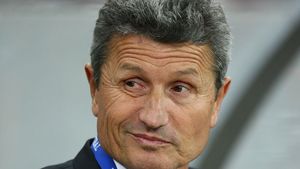 EDITORIAL | Victor Vrînceanu: Încetați să fiți voi și respectați-l pe Mulțescu! 