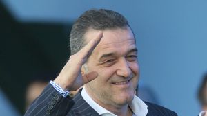 Becali: "Voi da 500.000 de euro de căciulă tricolorilor dacă trec de grupe!"