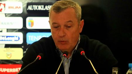 Mircea Rednic vrea în play-off după U Cluj - UTA Arad 1-3: „Să visăm e gratis!” Cum l-a blocat pe Dan Nistor