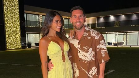 Reacția româncei care are o avere de peste 800.000.000 de euro la poza de Crăciun pusă de Antonela Roccuzzo cu Leo Messi