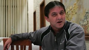 Marius Lăcătuș: "Ar fi o greșeală schimbarea lui Stoichiță!"** VEZI sfatul "Fiarei" pentru Becali!