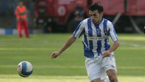 Lucian Pârvu, liber de contract