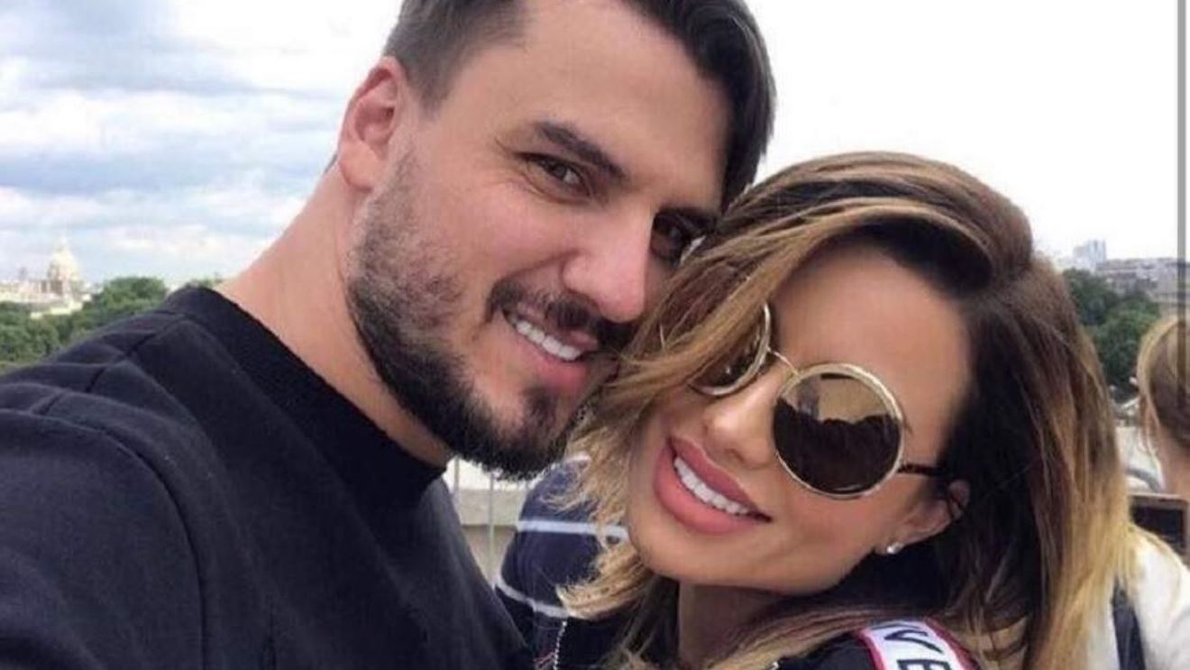 Triunghiul amoros în care a fost implicat Dani, fiul lui Cosmin Olăroiu. Şi-a părăsit iubita după 6 ani de relație pentru fiica unui milionar, dar i-a lăsat o maşină şi bijuterii de zeci de mii de euro