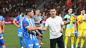 Găselniţa lui Costel Gâlcă pentru postul de fundaş dreapta la Universitatea Craiova! „Să ştiţi că nu e chiar ceva nou”